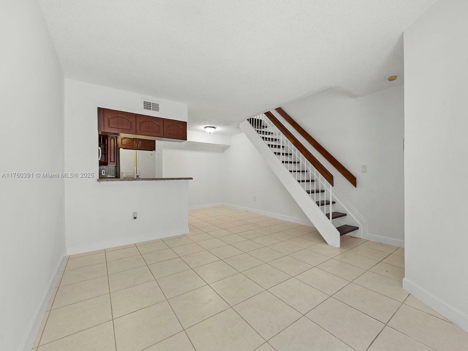 Property Photo: 8585 NW 6th Ln 9-208 FL 33126