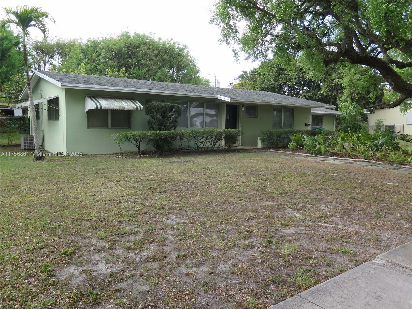 Property Photo:  8240 SW 96th St  FL 33156 