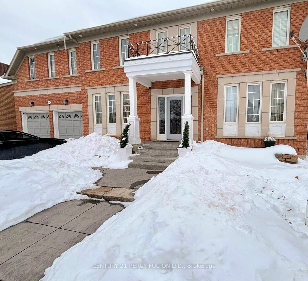 Property Photo:  69 Westacott Cres  ON L1T 4H8 