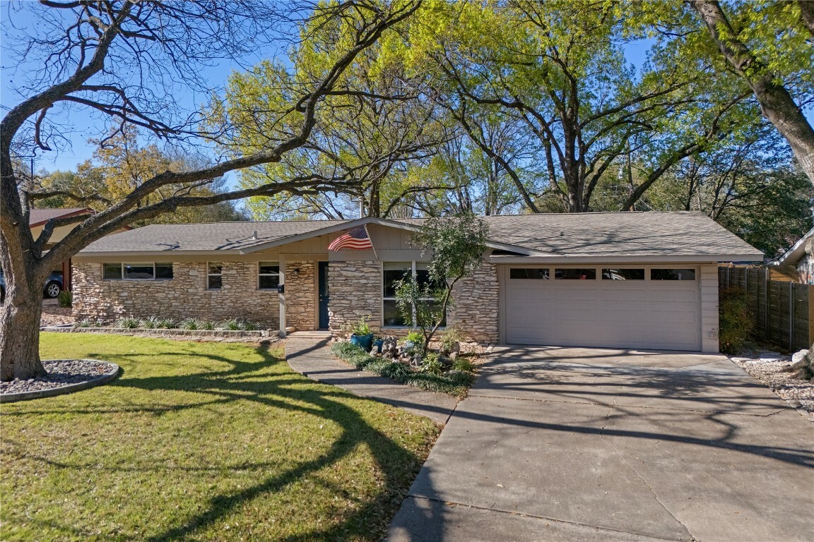 Property Photo: 2709 Cascade Drive TX 78757