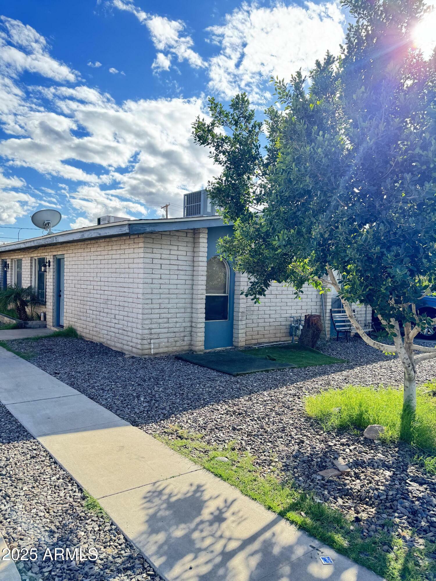 Property Photo: 311 E 6th Avenue AZ 85210