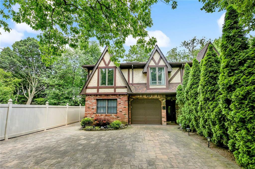 Property Photo: 384 North Railroad Avenue NY 10304