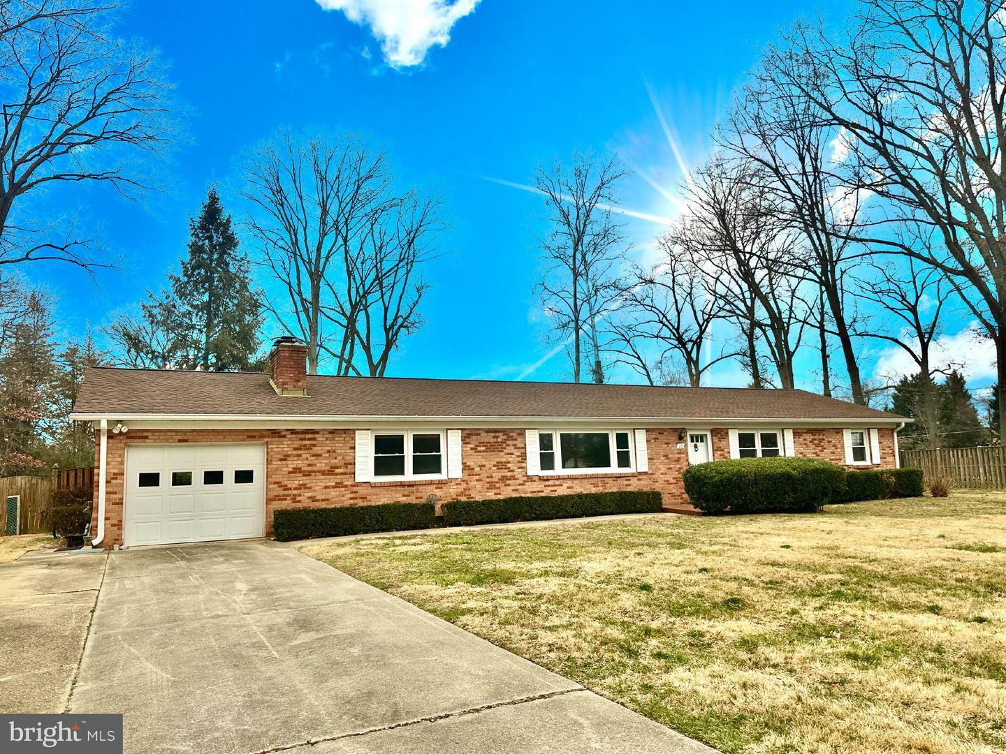 Property Photo: 10170 Dogwood Drive MD 20695