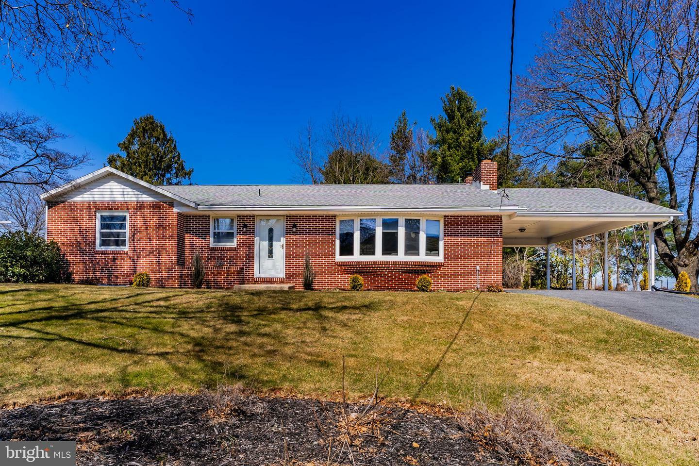 604 Sandbank Road  Mount Holly Springs PA 17065 photo