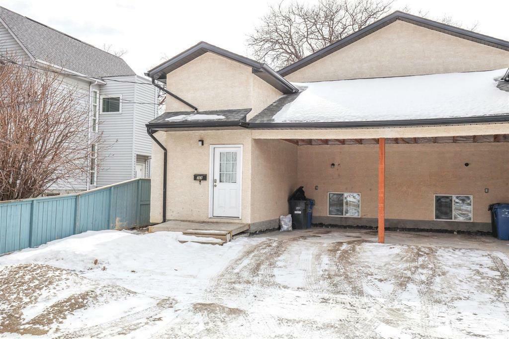 Property Photo:  368 Alexander Avenue  MB R3A 0M7 