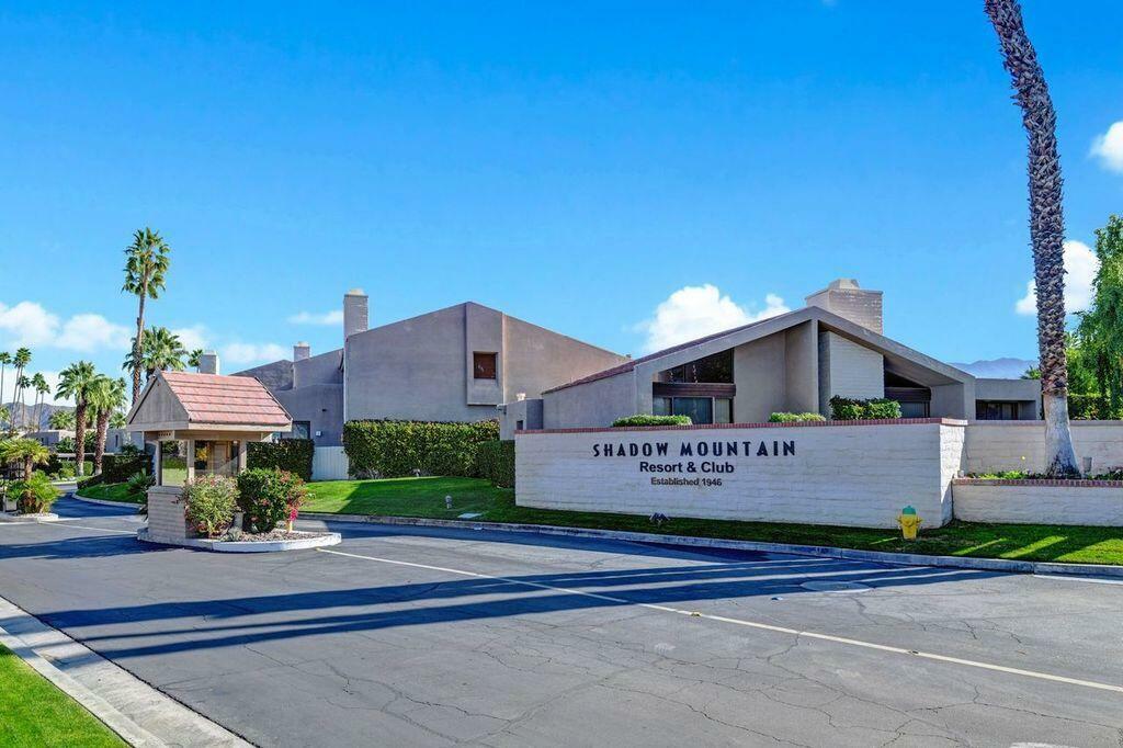 Property Photo: 73850 Fairway Drive 39 CA 92260