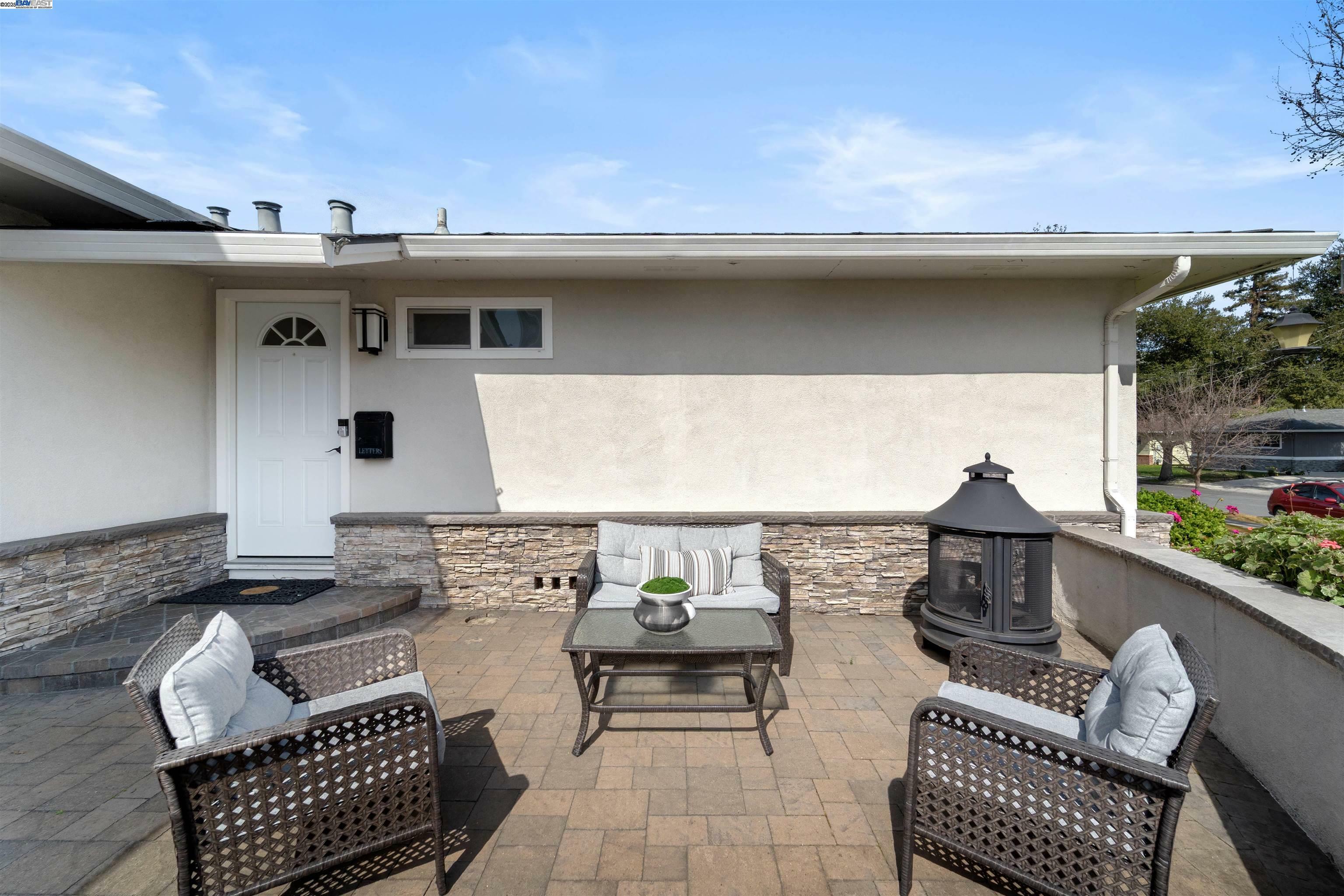 Property Photo:  357 Washburn Dr  CA 94536 