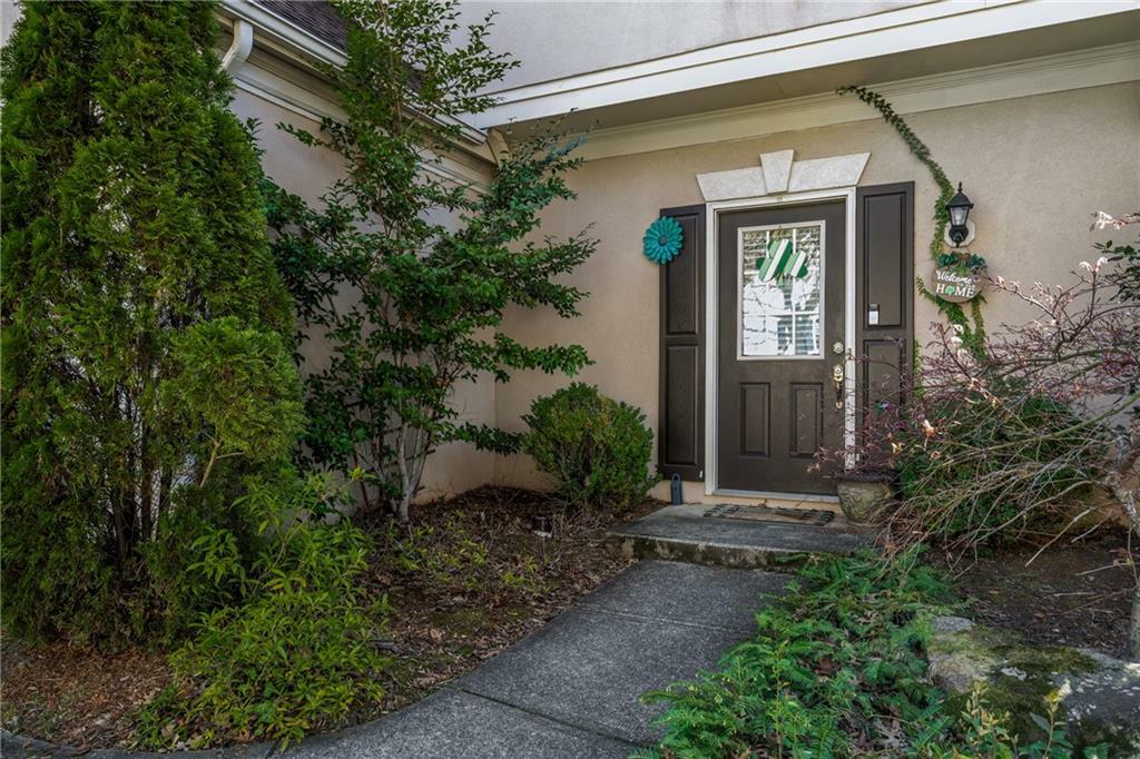 Property Photo: 5035 Foxberry Lane GA 30075