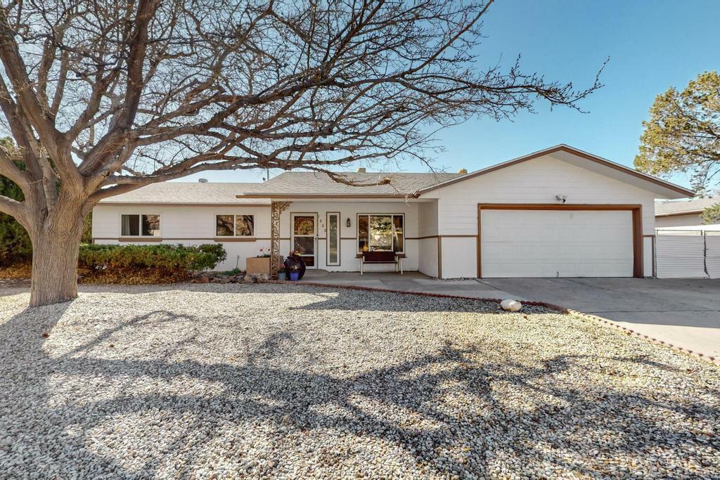 1625 Chelwood Park Boulevard NE  Albuquerque NM 87112 photo