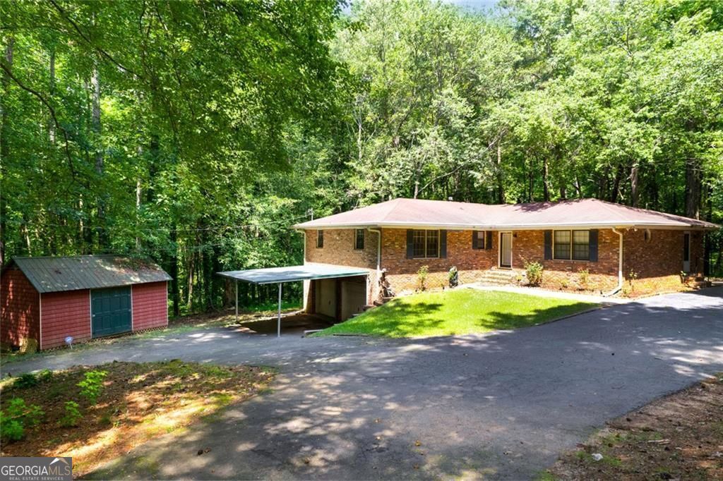 Property Photo:  6464 Westerly Way  GA 30135 