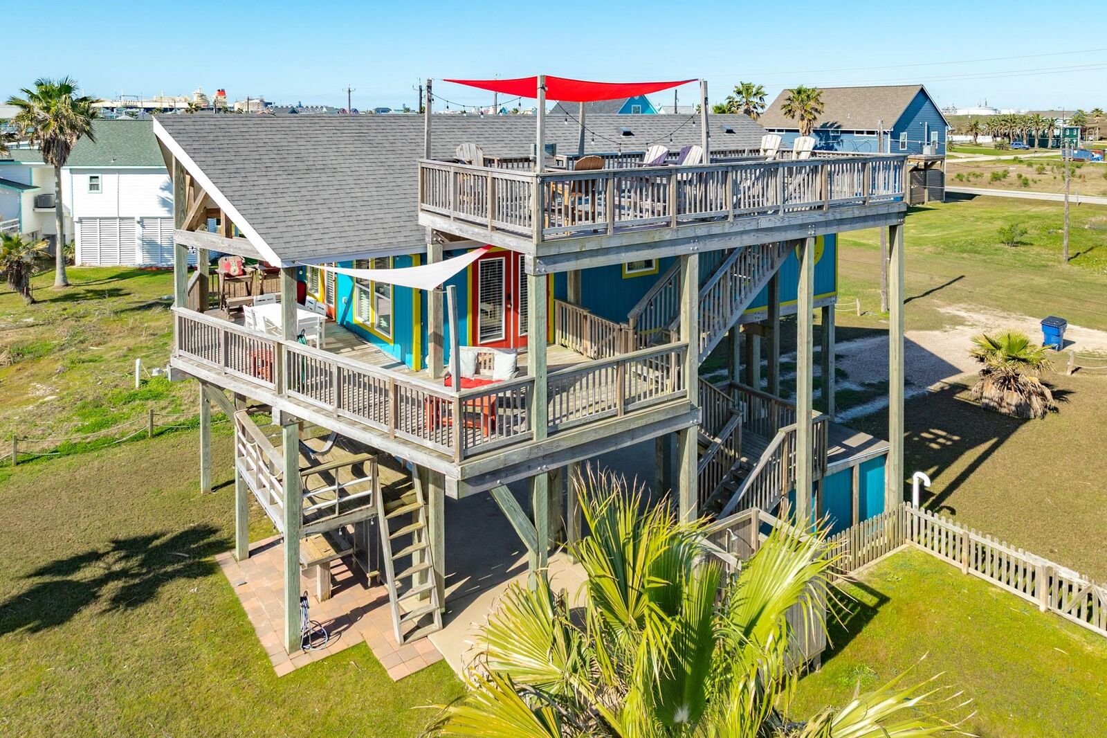 Property Photo:  307 Murex Drive  TX 77541 