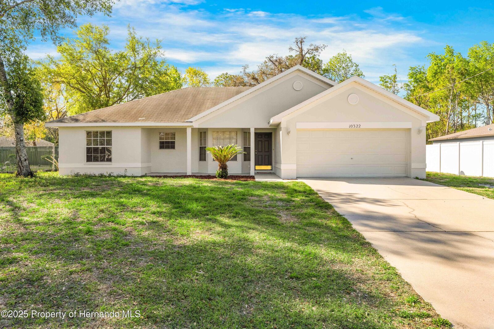 Property Photo:  10322 Elnora Street  FL 34608 
