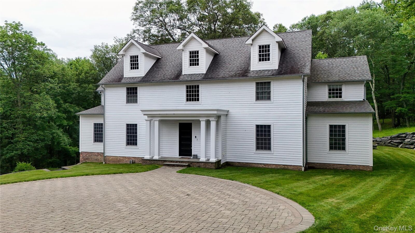 Property Photo:  7 Masters Court  NY 10990 