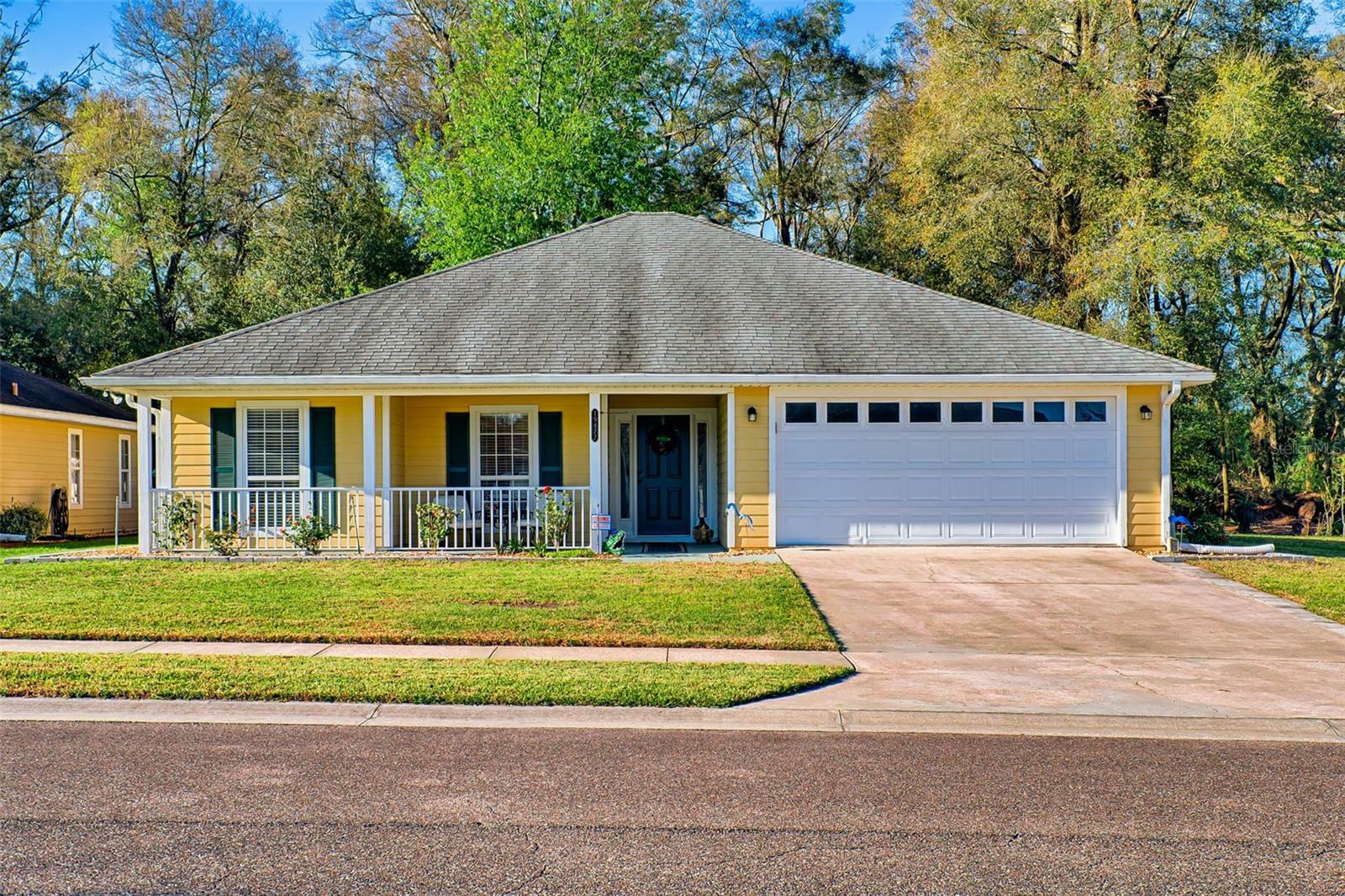 Property Photo: 19477 NW 164th Road FL 32643
