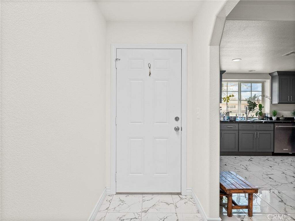 Property Photo: 14606 Orange Street CA 92345