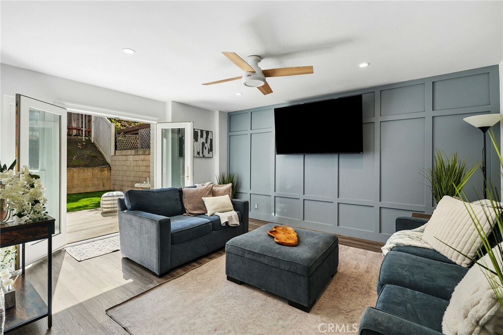 Property Photo: 2422 Lesparre Way CA 92627