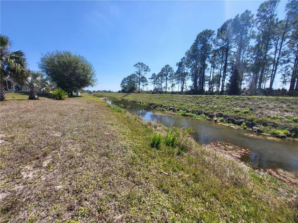 Property Photo:  14100 Chancellor St  FL 33905 