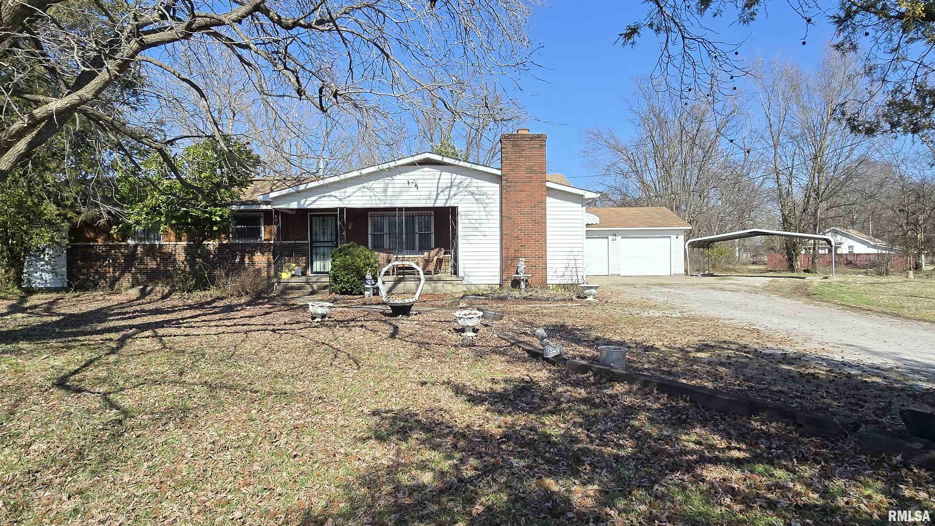 Property Photo: 524 Beggs Street IL 62946