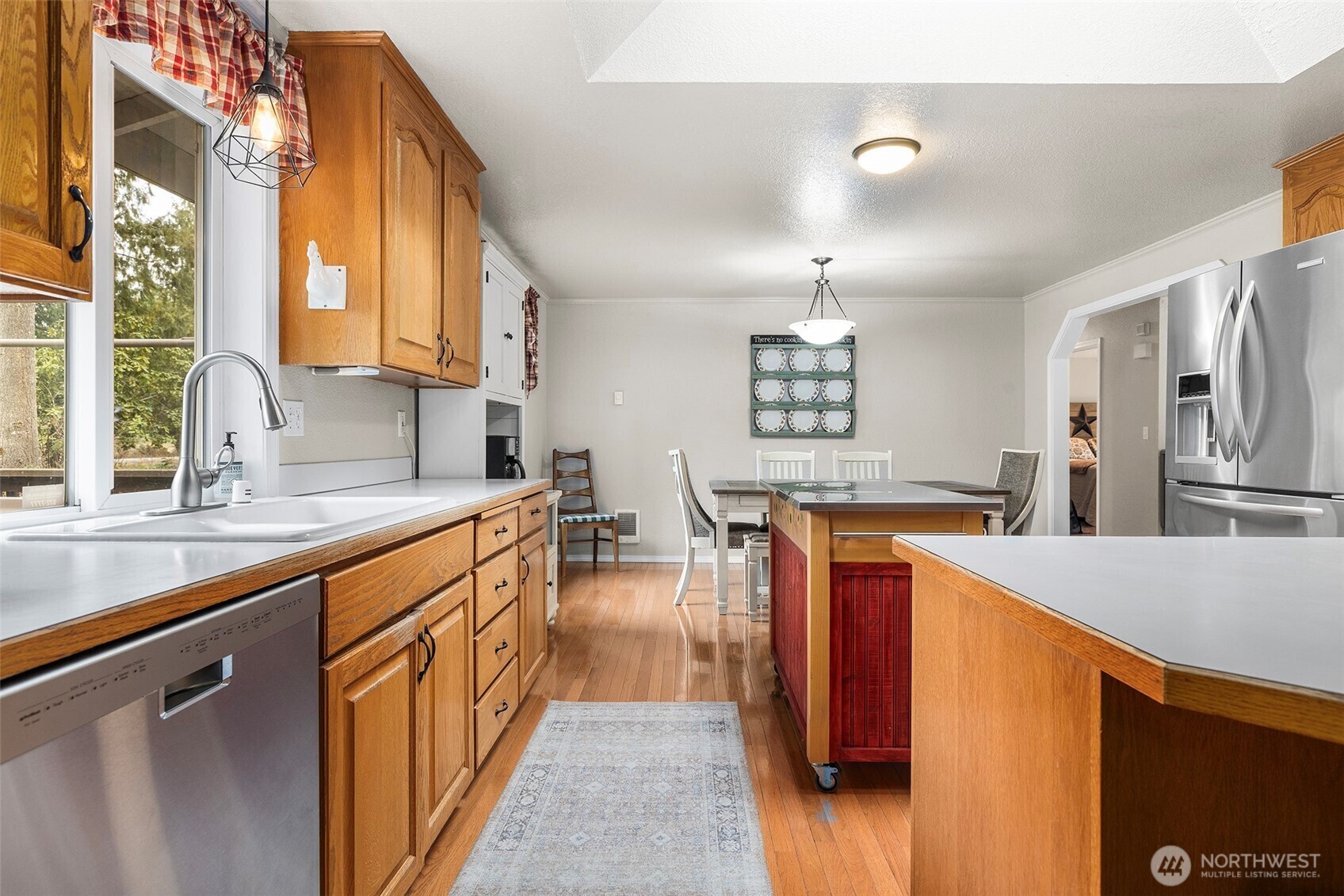 Property Photo: 34915 38th Avenue Ct E WA 98328