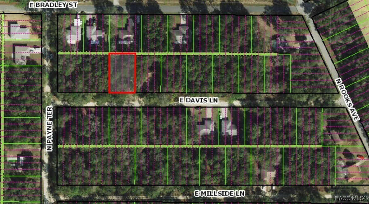 Property Photo: 3157 E Davis Lane FL 34453