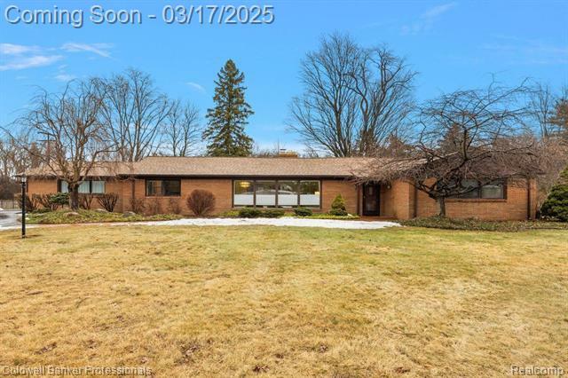 Property Photo:  2123 S Lapeer Road  MI 48446 