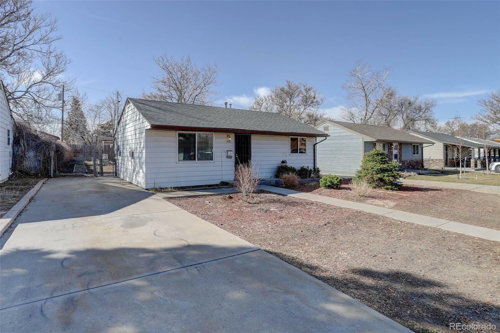 Property Photo:  5520 E 65th Way  CO 80022 