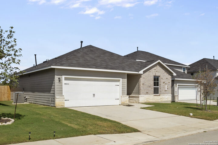 Property Photo: 3453 Meteor Night TX 78109