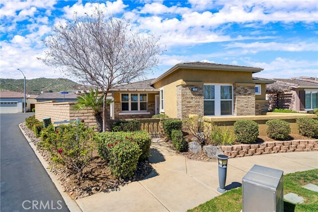 Property Photo: 250 Lakewood Lane CA 92545
