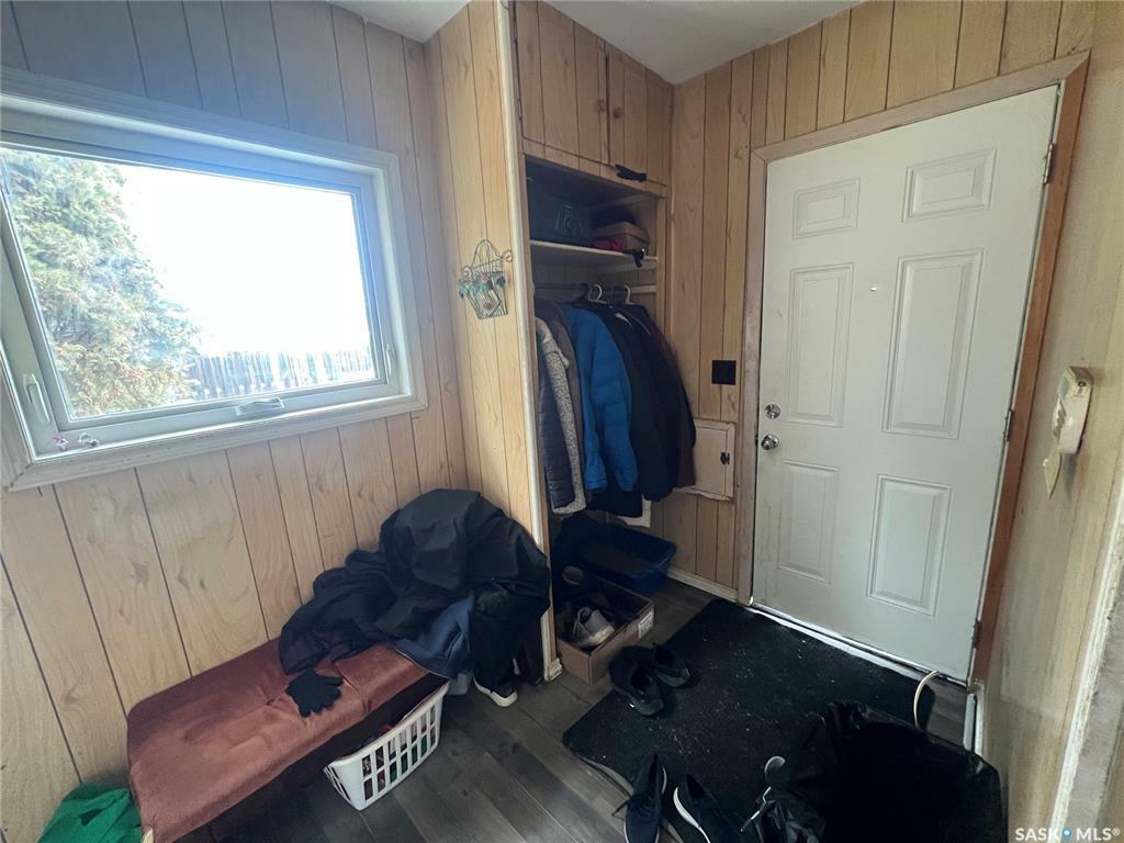 Property Photo: 565 15th Street W SK S6V 3R3