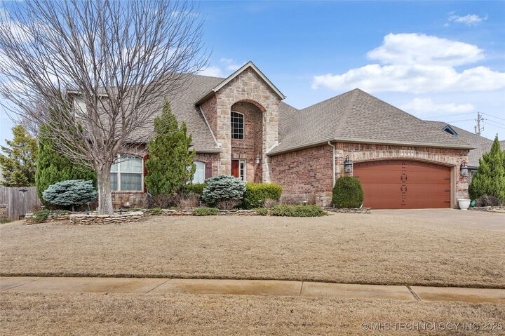 1204 W Fargo Lane  Broken Arrow OK 74012 photo