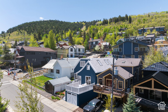 Property Photo: 1009 Norfolk Ave UT 84060