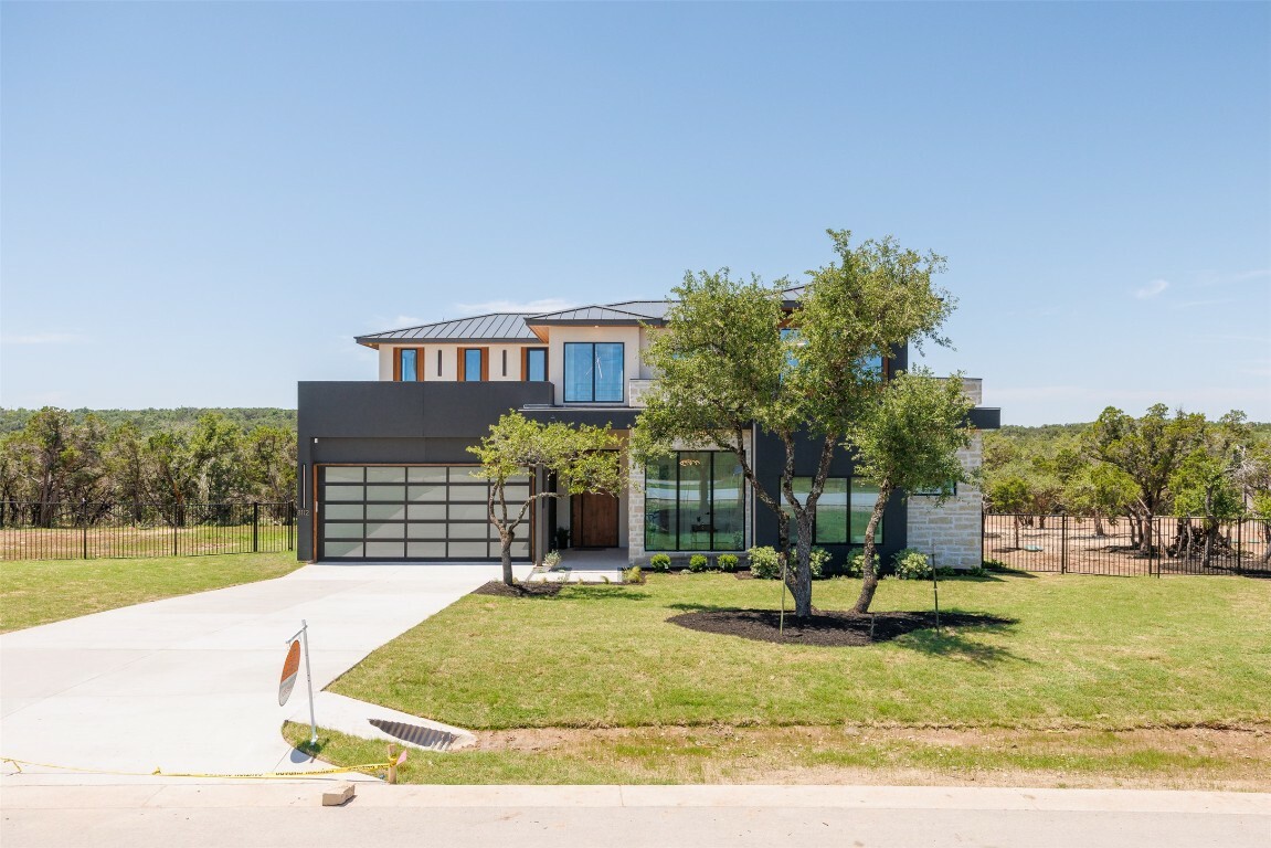 Property Photo: 8112 Kuhn Drive TX 78736