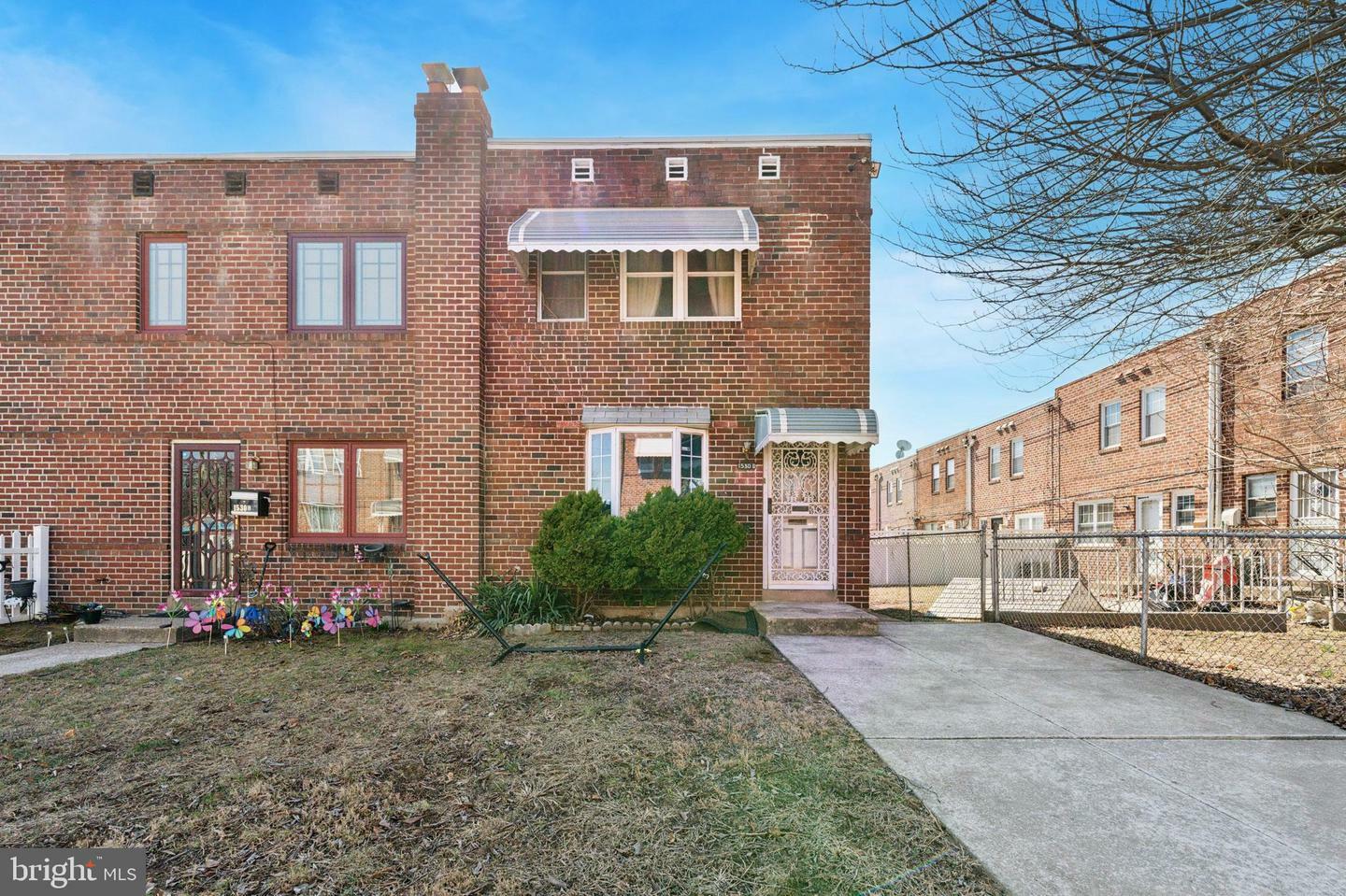 Property Photo: 1530 N 10th Street D PA 19122