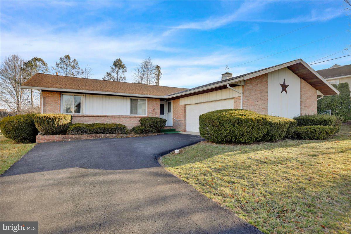 Property Photo: 1603 Dogwood Drive PA 19609