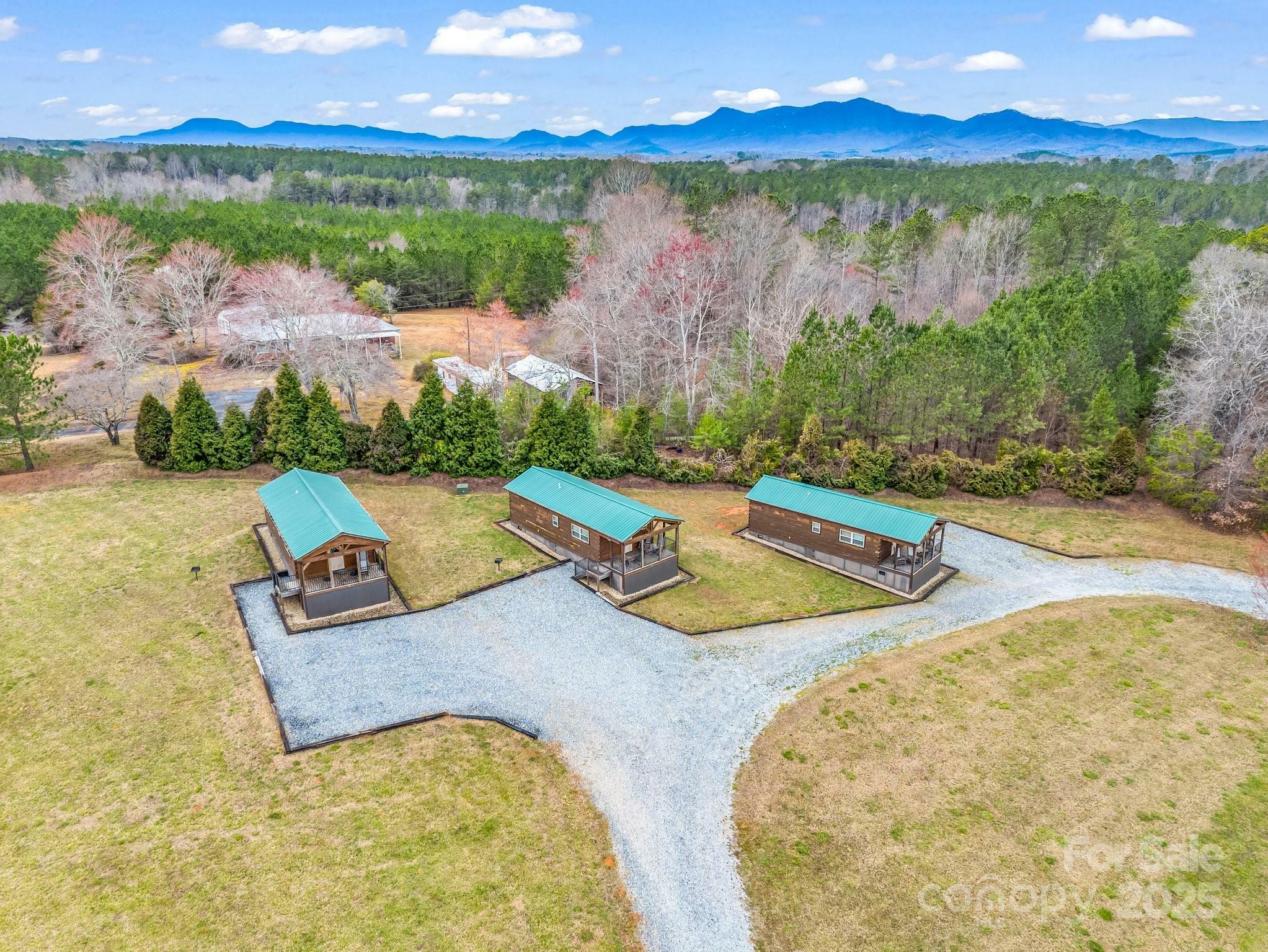 Property Photo: 70 Pegasus Drive 70, 80, &Amp 90 NC 28782