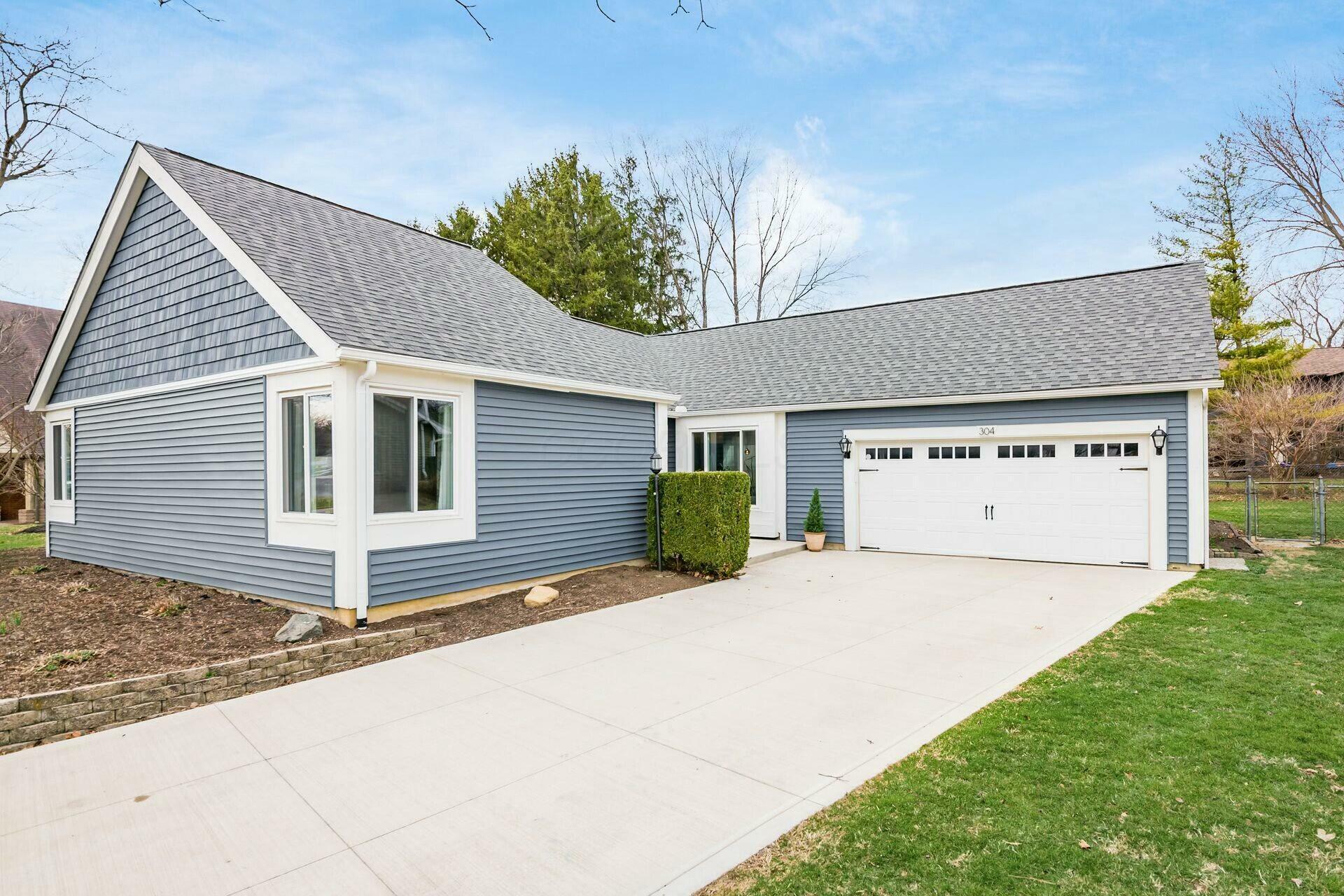 Property Photo: 304 E Schrock Road OH 43081
