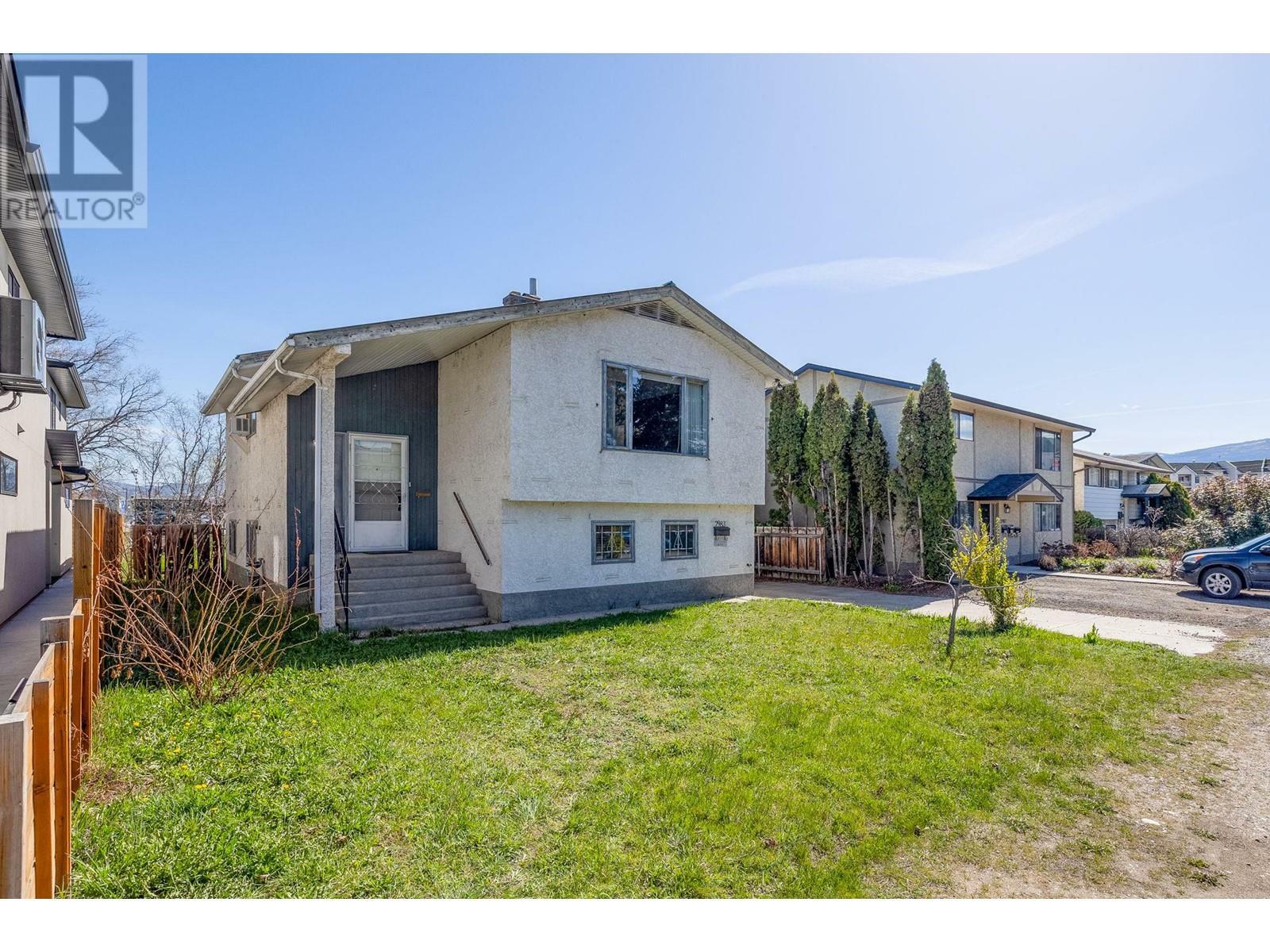 2983 Conlin Court  Kelowna BC V1Y 7S7 photo