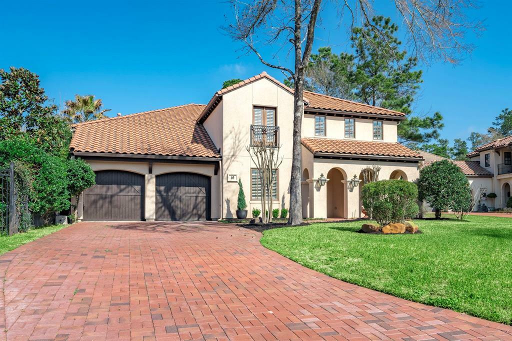 Property Photo: 10 Libretto Court TX 77382