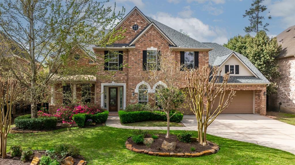 Property Photo: 35 Player Oaks Place TX 77382