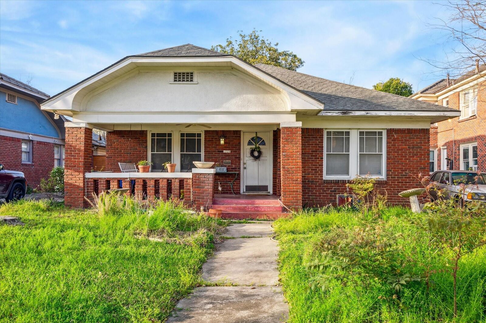 Property Photo:  1720 W Main Street  TX 77098 