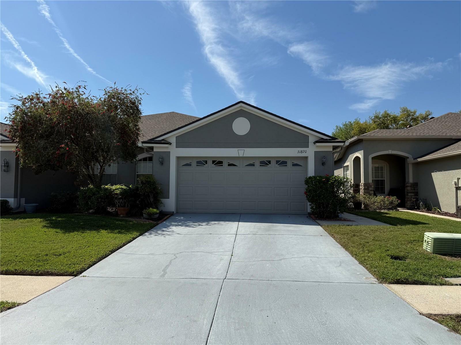 Property Photo:  31820 Blythewood Way  FL 33543 