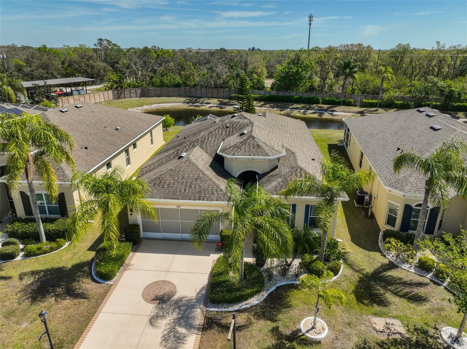 Property Photo:  1647 Emerald Dunes Drive  FL 33573 