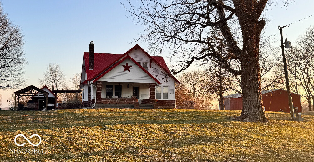 Property Photo: 8089 W Old State Road 67 IN 46166