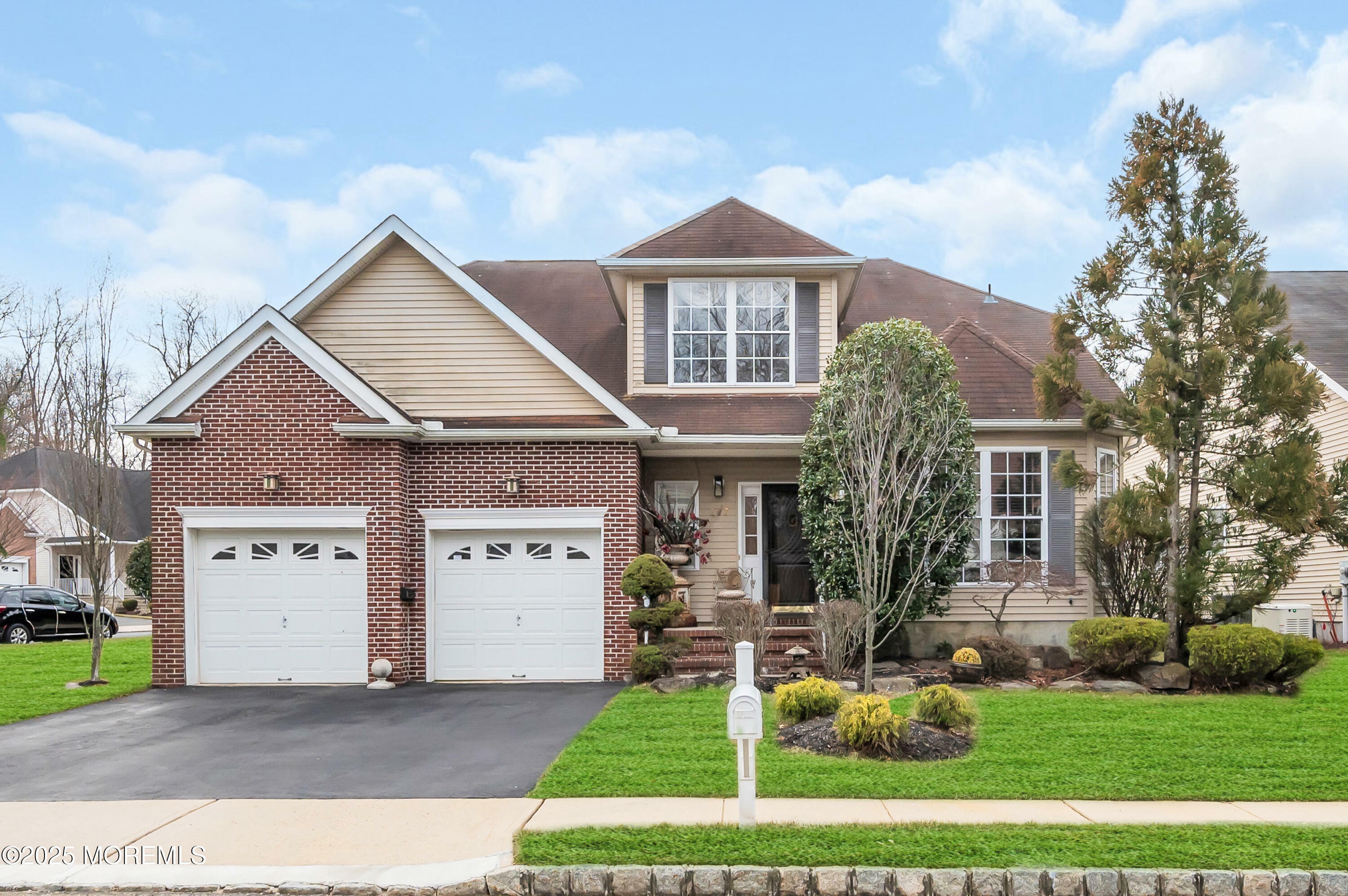 207 Bradwick Way  Marlboro NJ 07746 photo