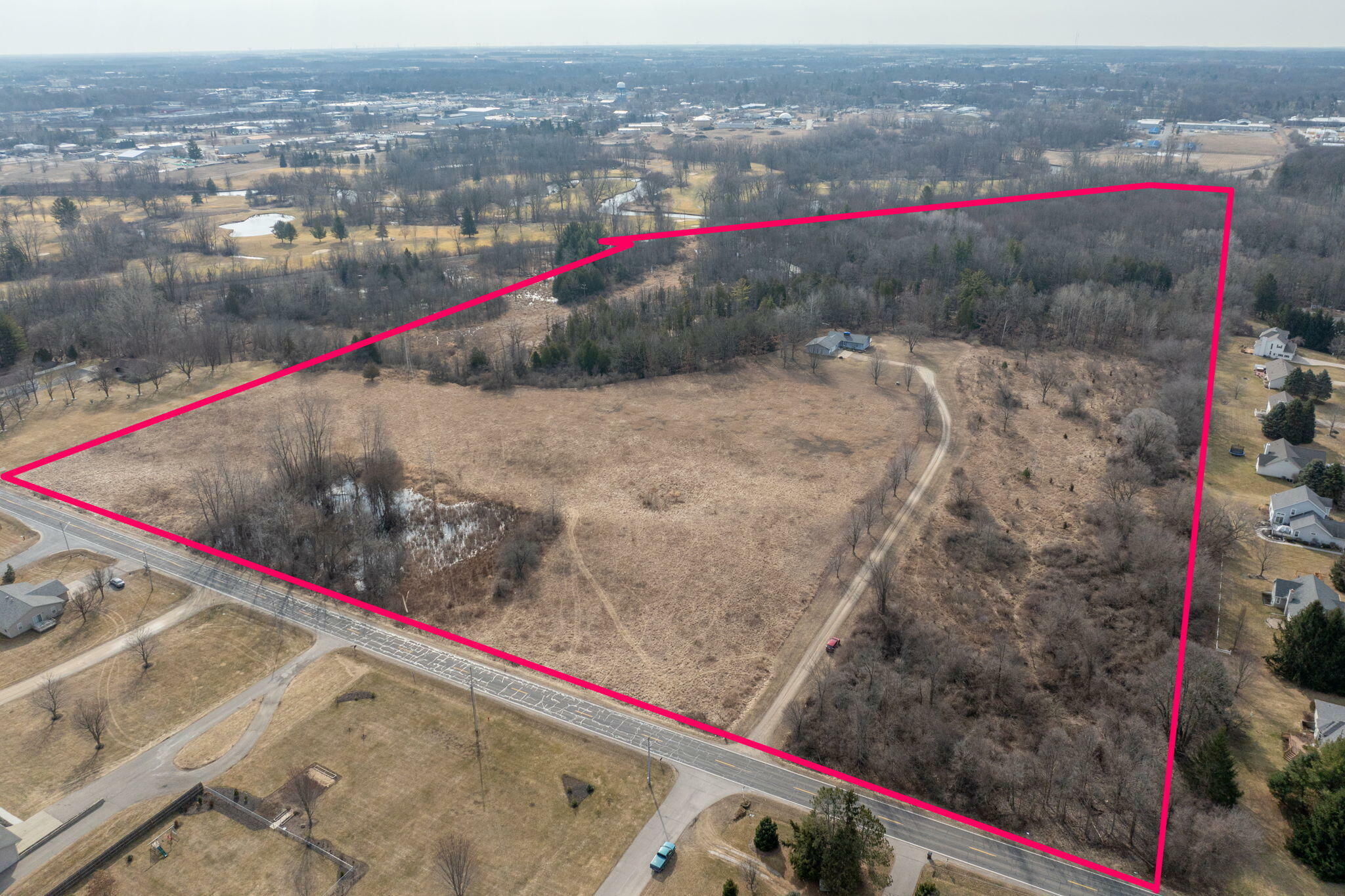 Property Photo: 3290 E River Road MI 48858