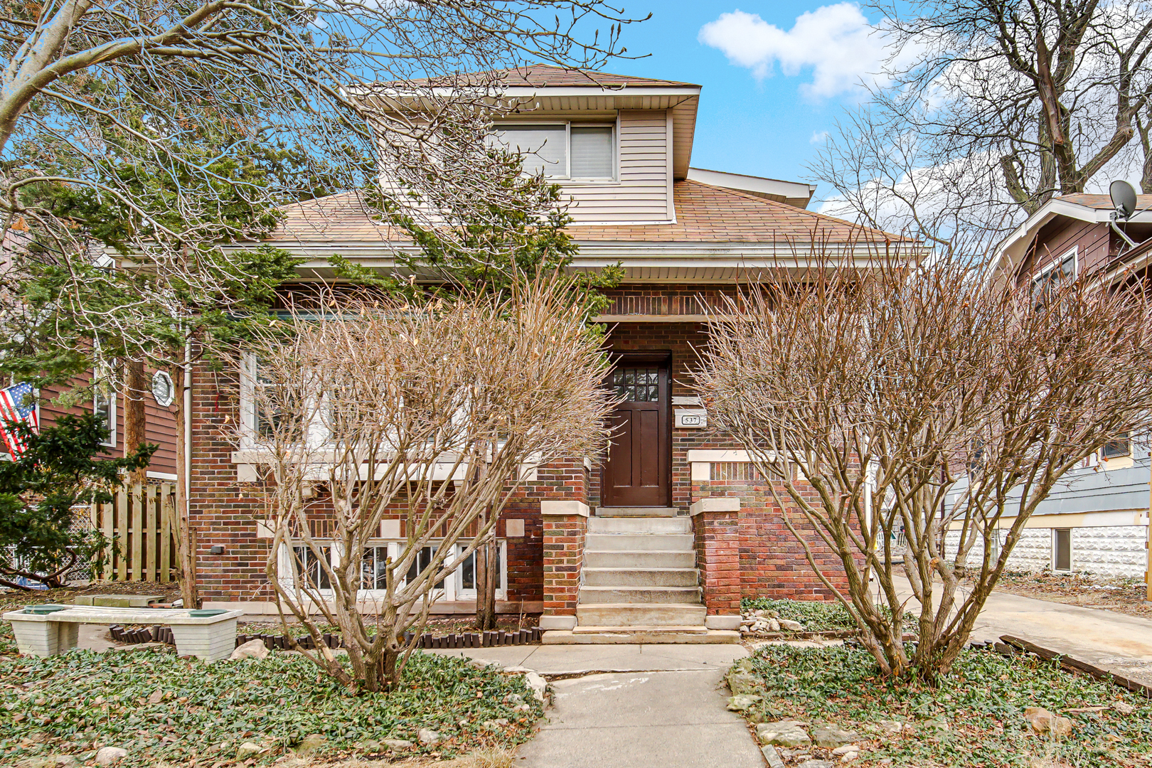 537 S 5th Avenue  Des Plaines IL 60016 photo