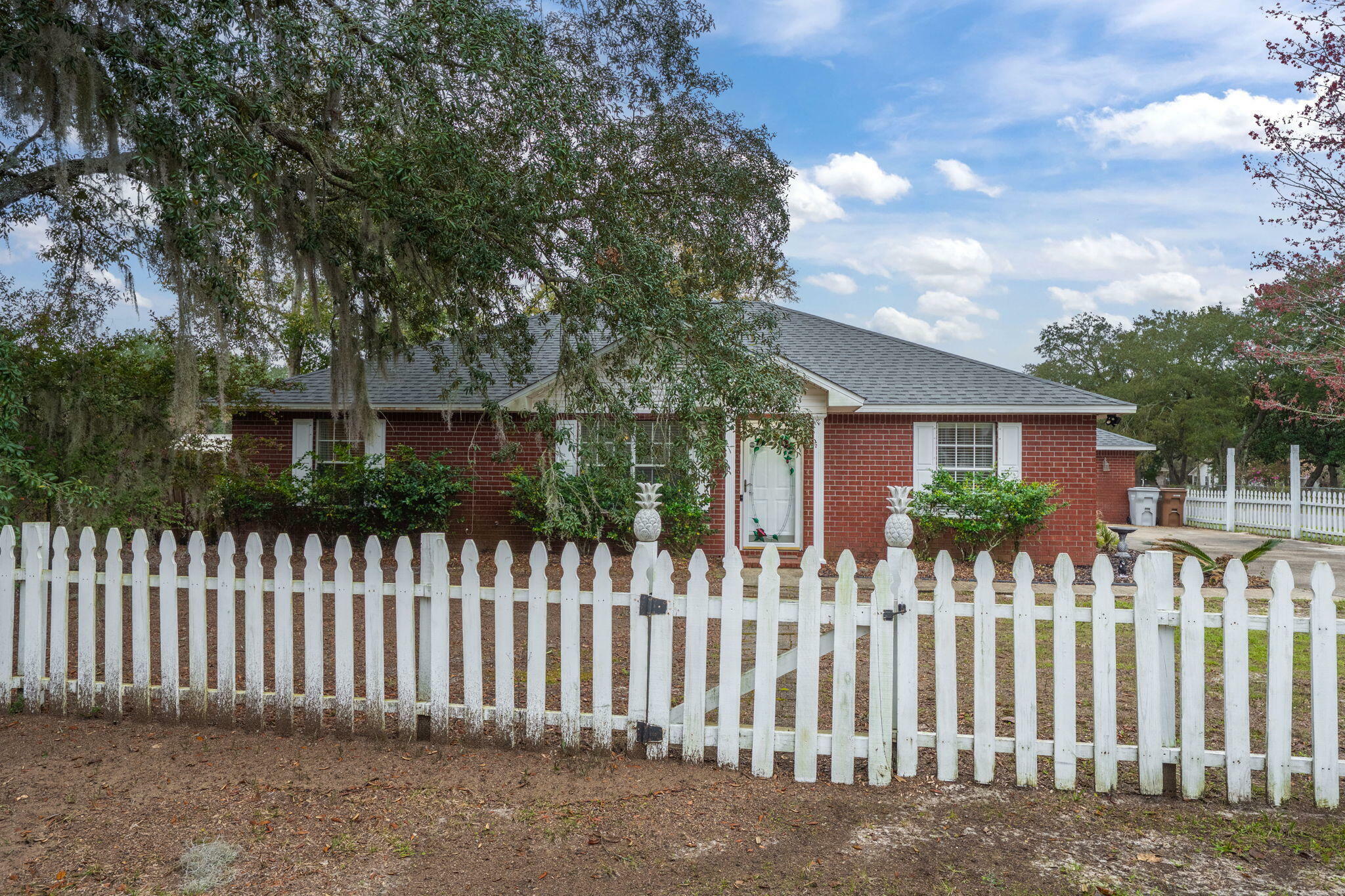 Property Photo: 3159 Hickory St Street FL 32566