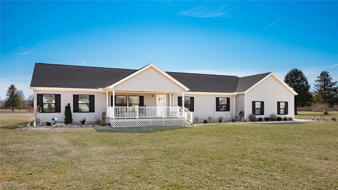 Property Photo: 3231 Jacks Fairway OH 43830