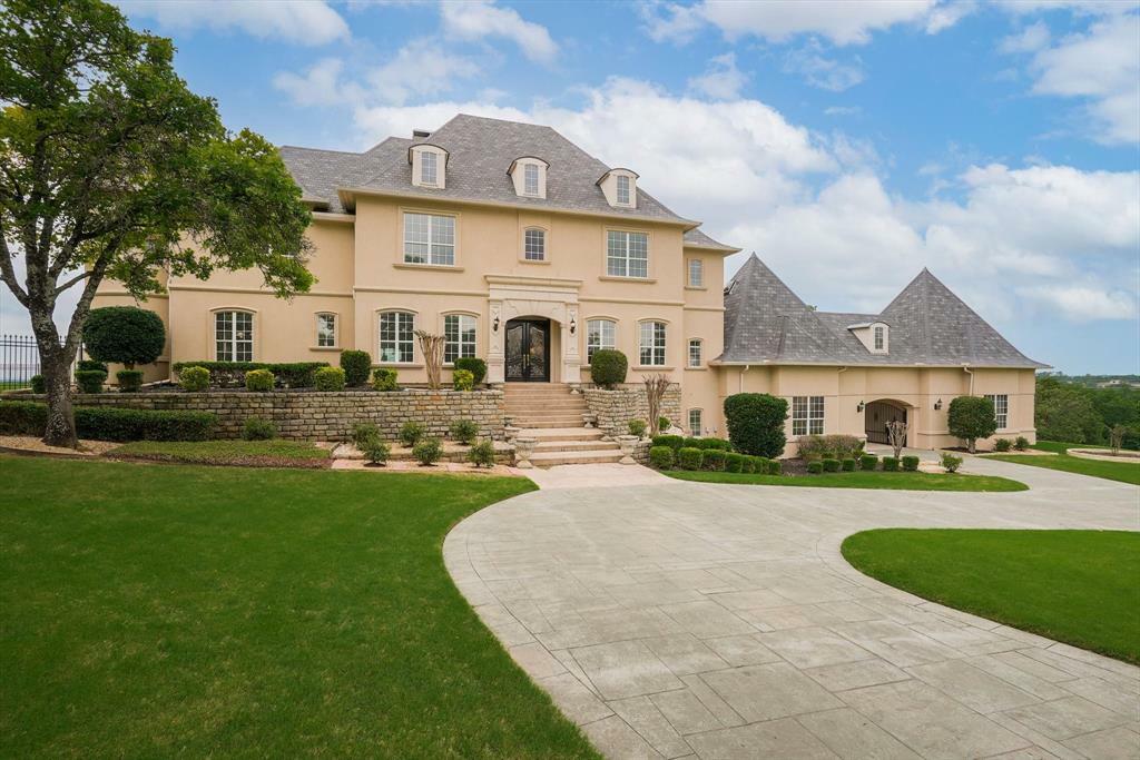 Property Photo: 8908 Oakmont Court TX 75022
