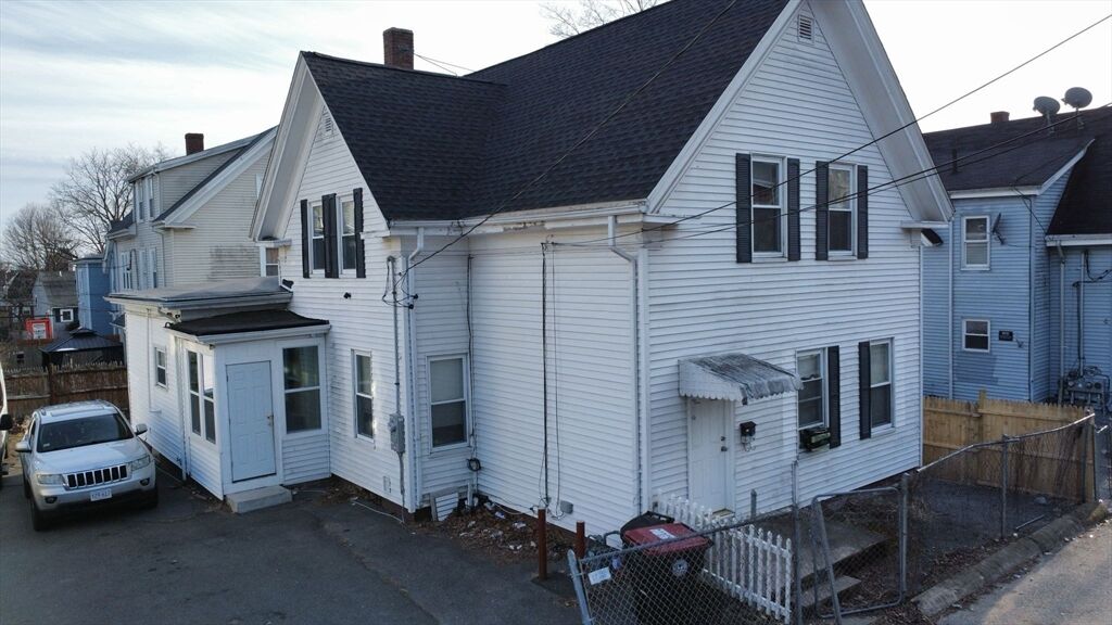 Property Photo: 16 Roan Ct MA 02301